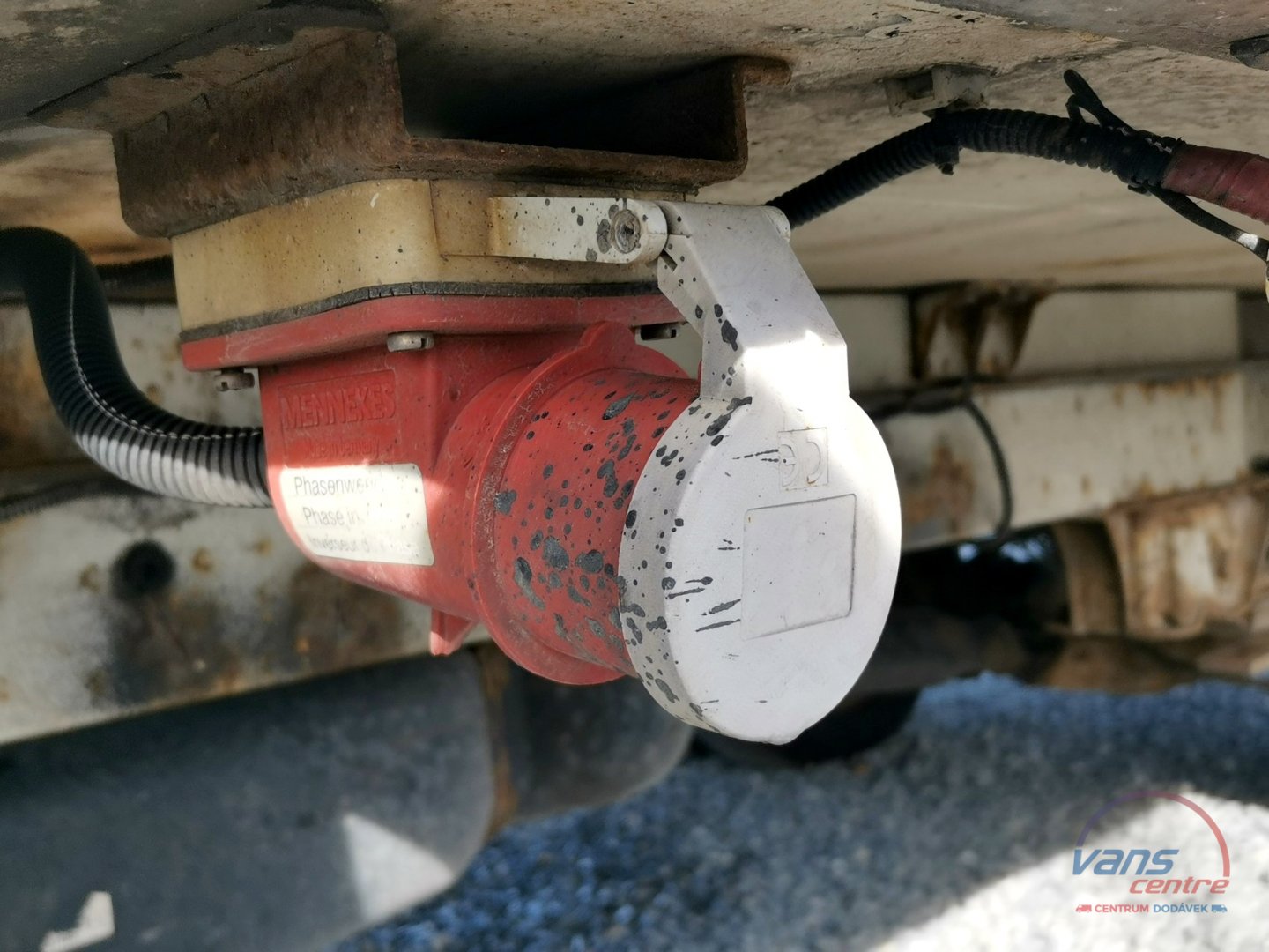 Mercedes-Benz 411CDI MRAZÍ/CHLADÍ/ 7 PALET/ 380V/ 3,5T