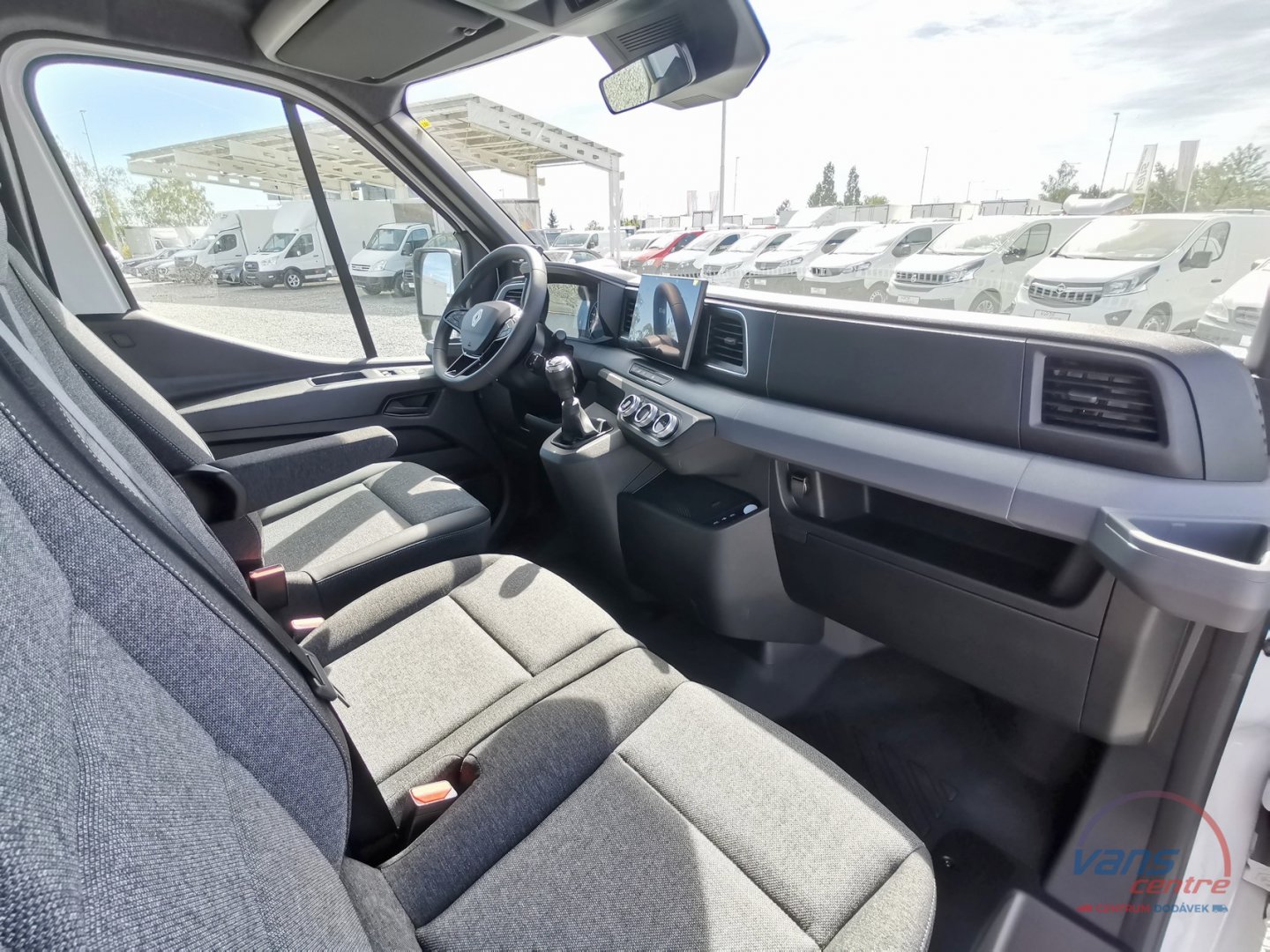 Renault MASTER 170DCI MRAZÍ/CHLADÍ/ 8 PALET/ NOVÉ/ ZÁRUKA
