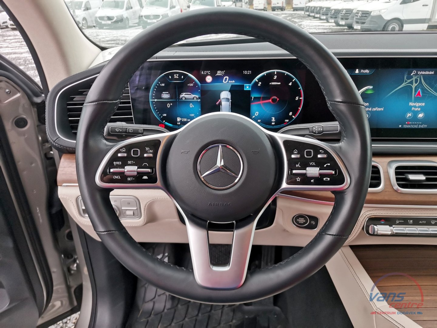 Mercedes-Benz GLE 400D 4MATIC/ AMG/ AIR/ PANO/ HUD/ MASÁŽ