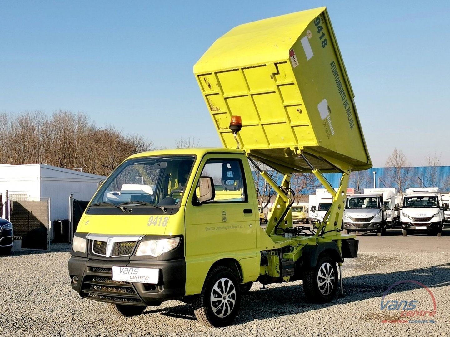 Renault MASTER 165DCI VALNÍK 9 PALET/ MĚCHY/ KLIMA/ ČR