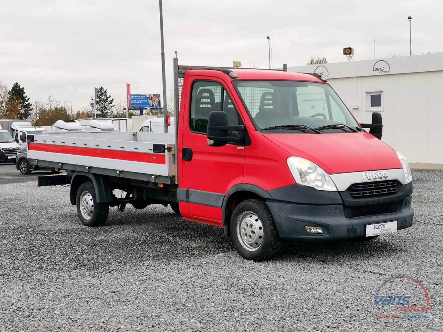 Volkswagen CRAFTER 2.0TDI/120KW VALNÍK 5M/ MĚCHY/ KLIMA