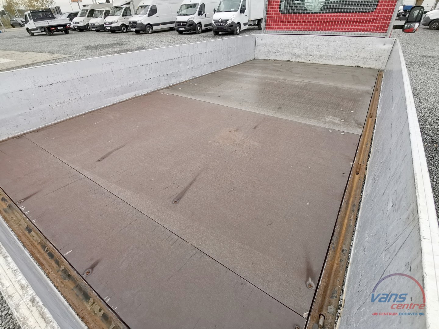 Citroën JUMPER 2.0HDI/120KW VALNÍK 4,2M/ KLIMA/ TAŽNÉ/ ČR