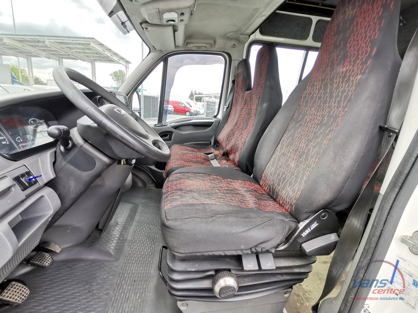 Iveco DAILY 50C15 MAXI XL/ 6 MÍST/ HYDR.ČELO/ TAŽNÉ 3,5T