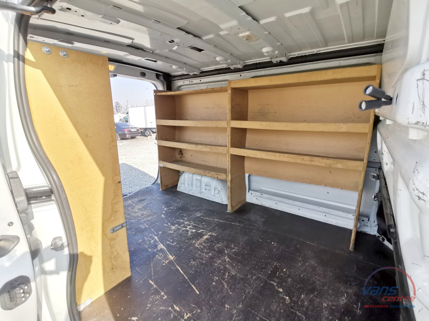 Kia K 2500 TCI SKLÁPĚČ 3,2M/ TAŽNÉ/ NOSNOST 1,3T