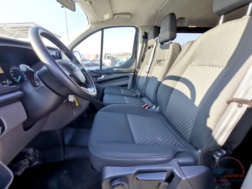 Ford TRANSIT CUSTOM 2.0TDCI/96KW AT/ L2H1/ 9 MÍST/ KLIMA/ 82450K