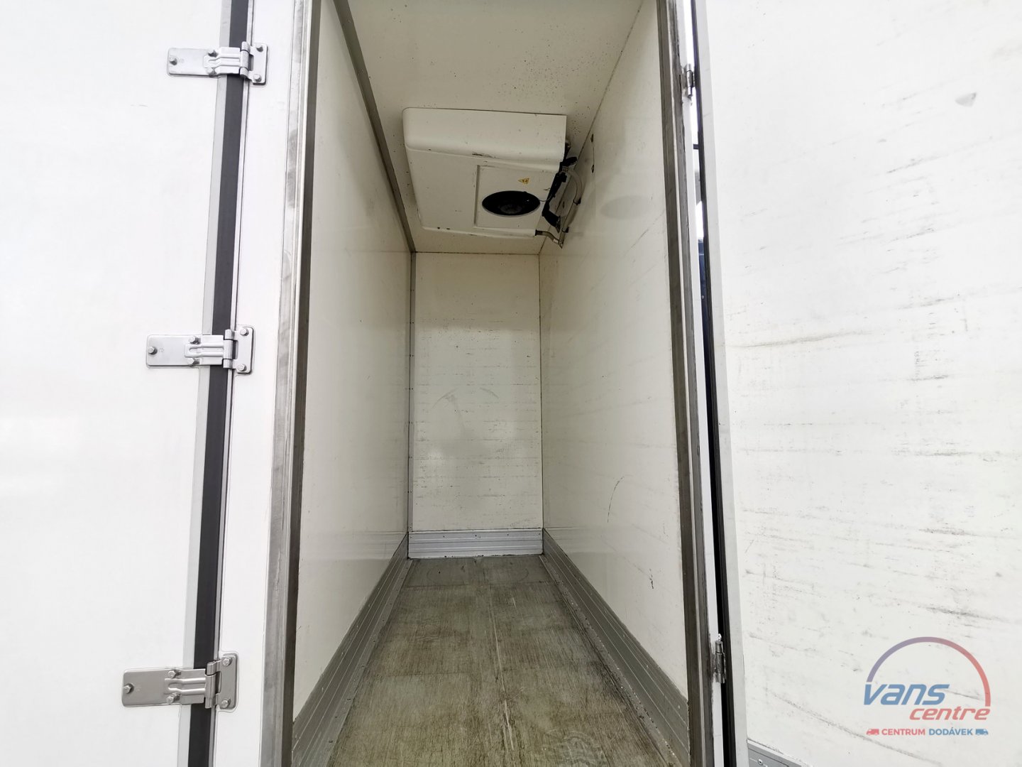 Volkswagen CRAFTER 2.0TDI/130KW SKŘÍŇ/CHLADÍ/2 KOMORY/ MĚCHY
