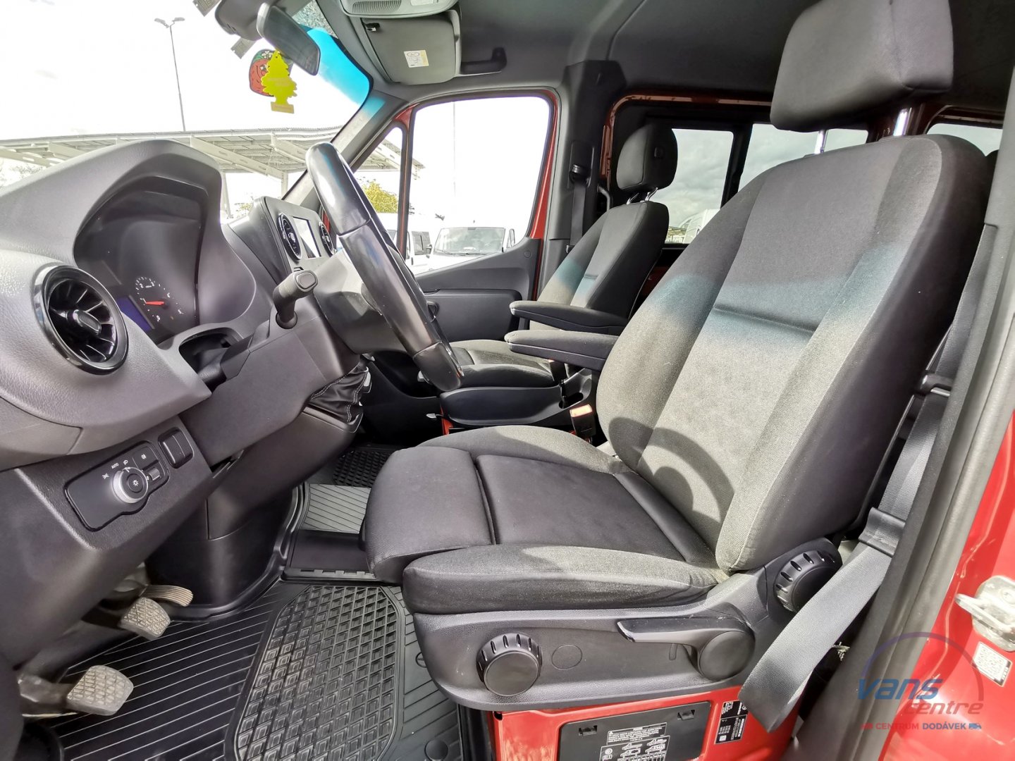 Mercedes-Benz SPRINTER 217CDI TOURER 8 MÍST/ KLIMA/ 