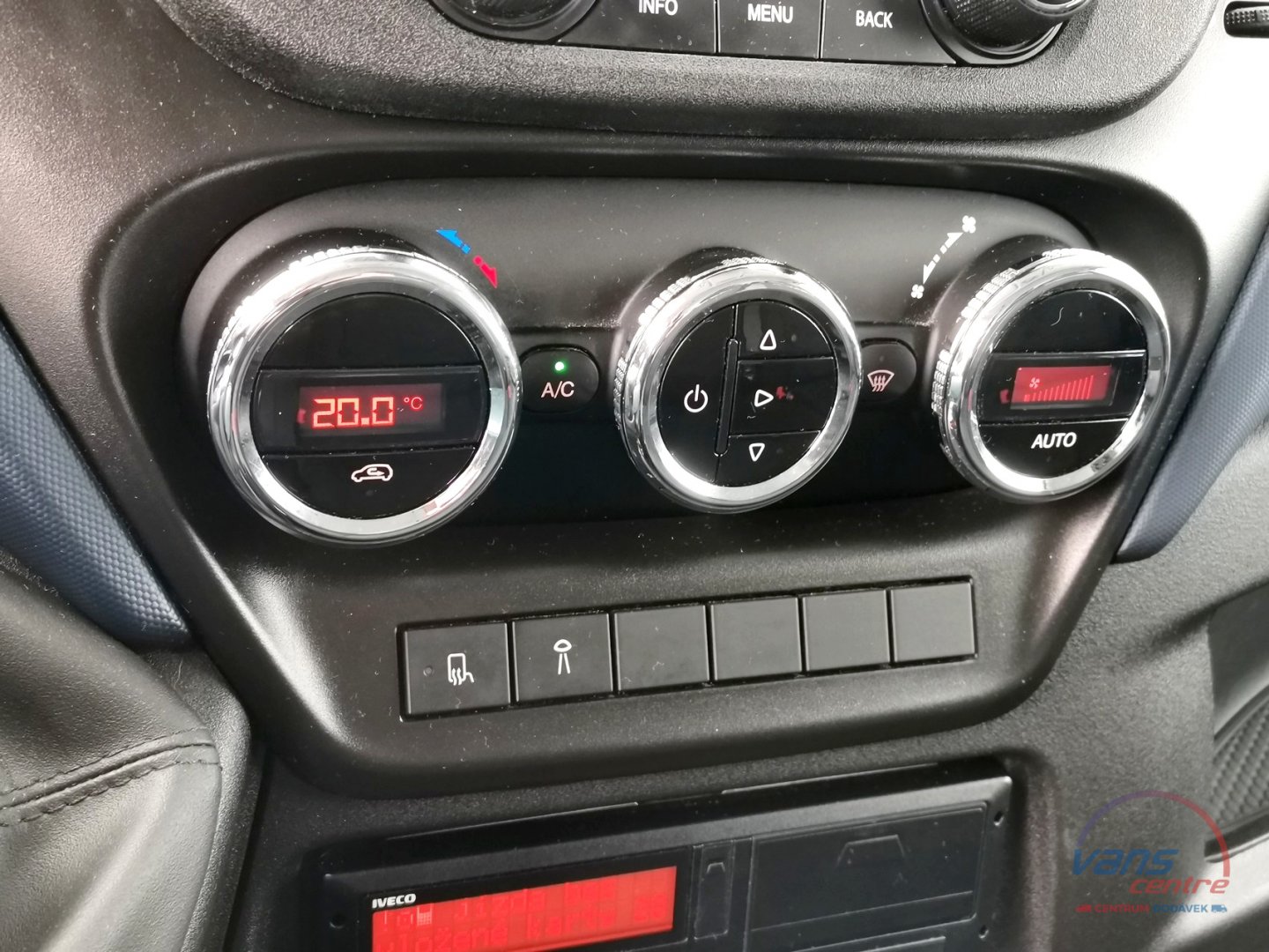 Iveco DAILY 50C18 HI-MATIC/ MRAZÍ/CHLADÍ/ 380V/ TISK 