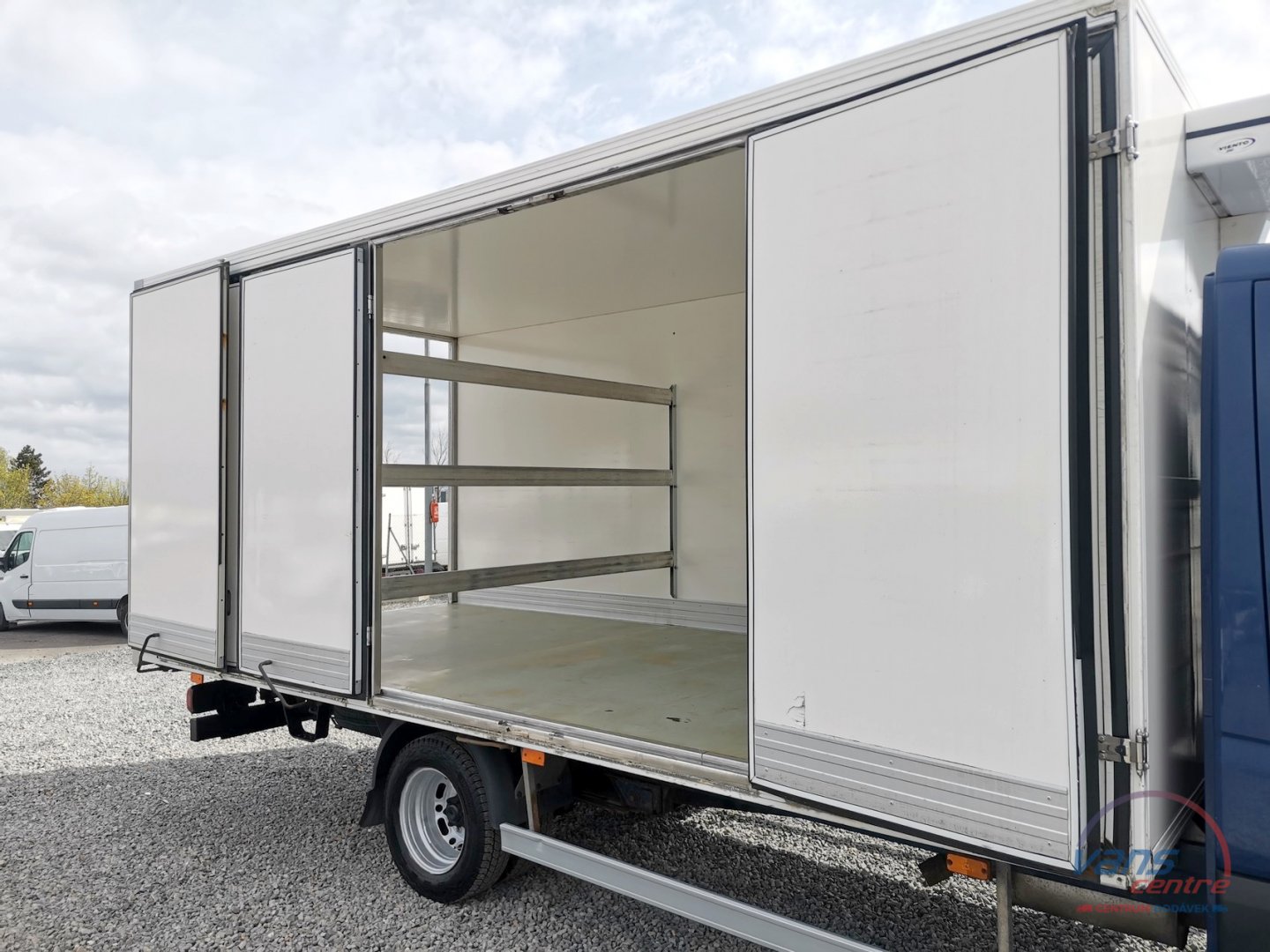 Volkswagen CRAFTER 2.0TDI/120KW SKŘÍŇ 4,1M/ CHLADÍ/2 KOMORY/ MĚC