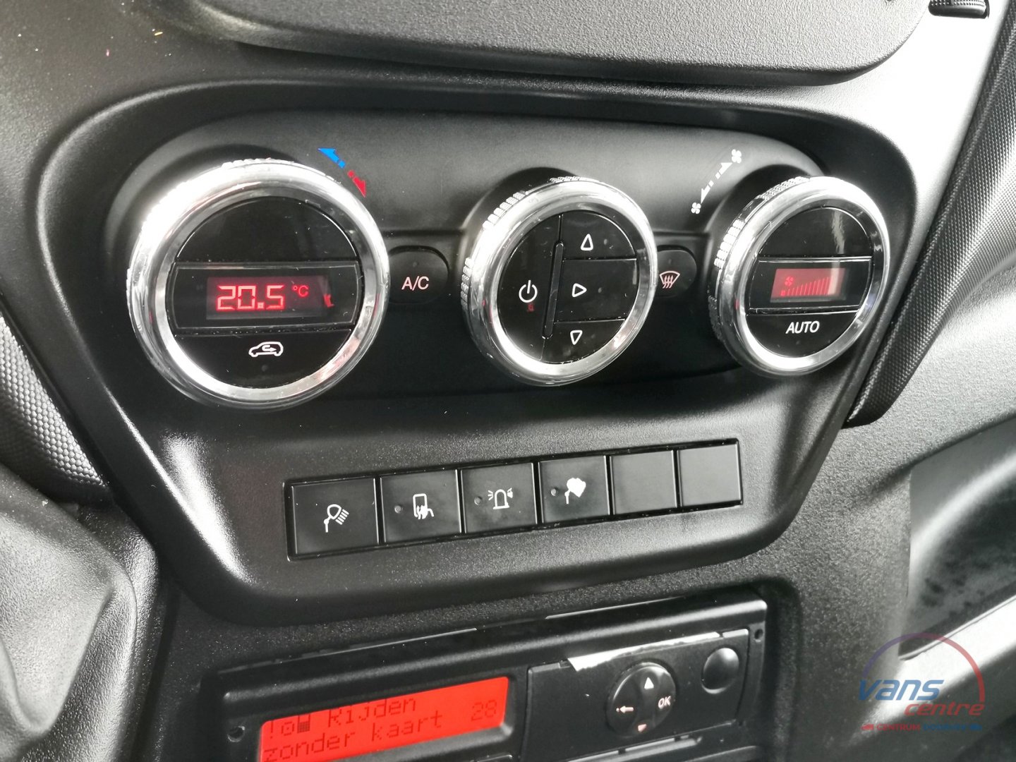 Renault MASTER 130DCI 3 STR.SKLÁPĚČ/ KLIMA/ 66745KM