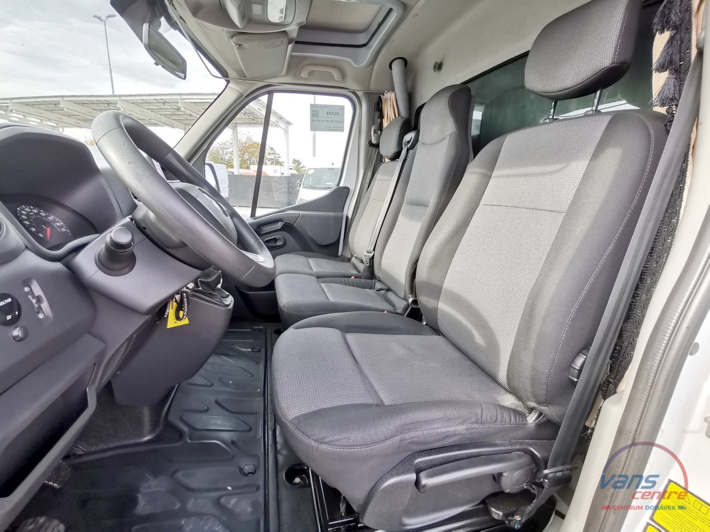 Kia K 2500 TCI SKLÁPĚČ 3,2M/ TAŽNÉ/ NOSNOST 1,3T
