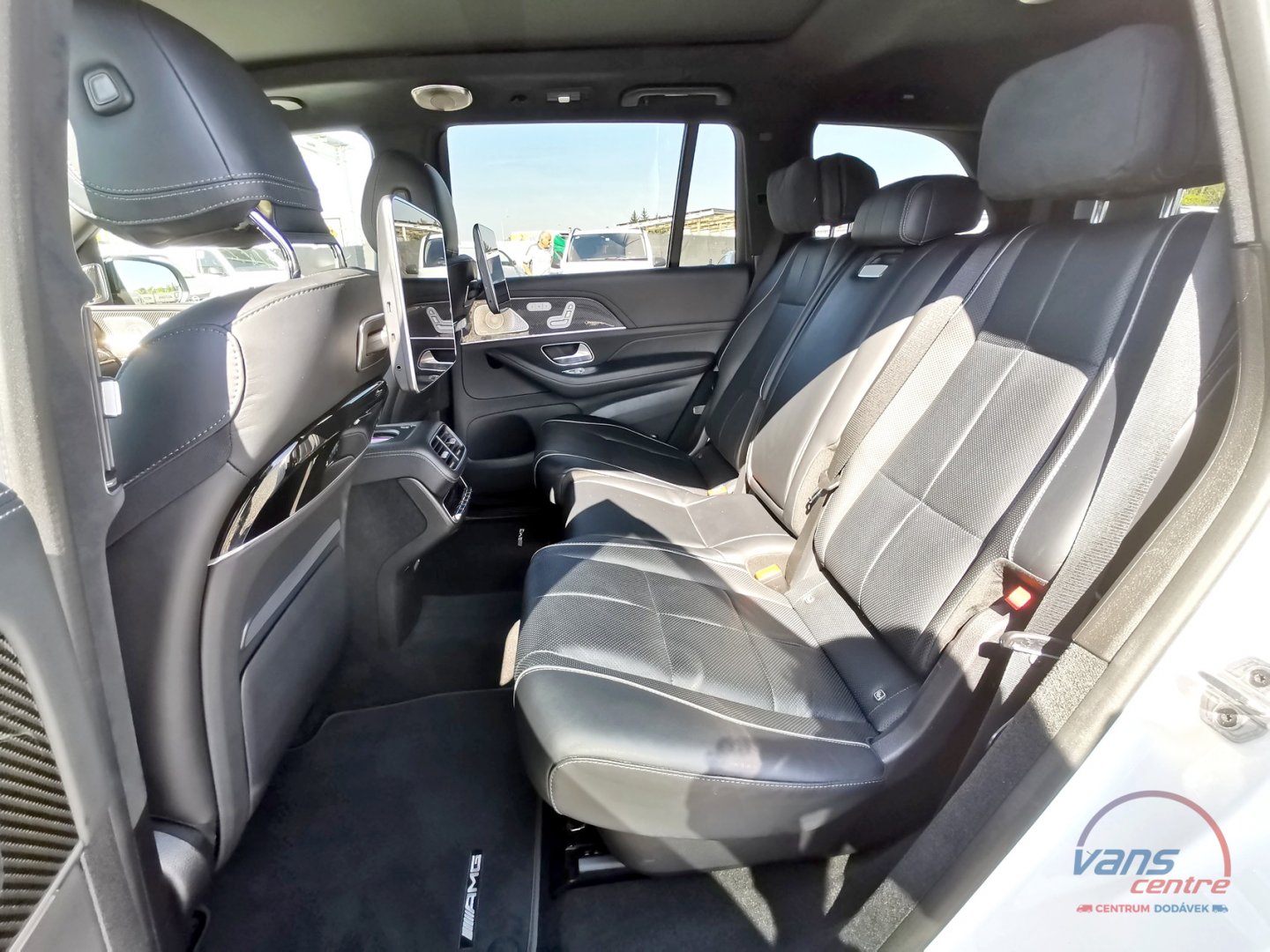 Mercedes-Benz GLS 400D 4MATIC/ AMG/ PANO/ 7 MÍST/ TOP VÝBAVA!