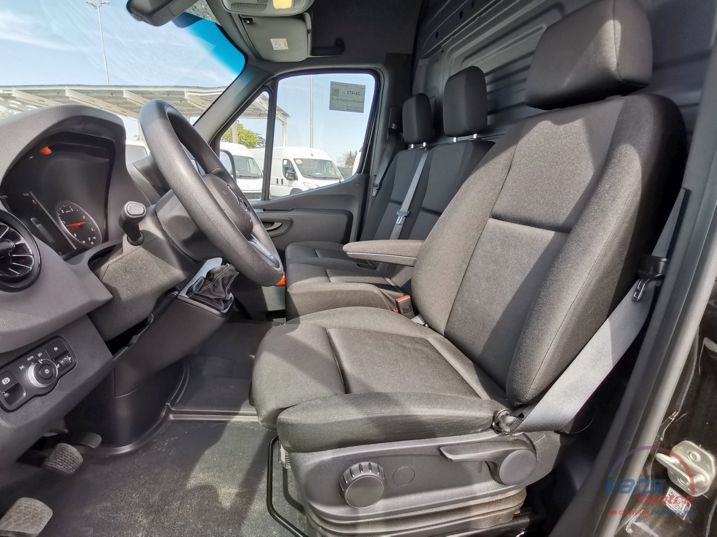 Mercedes-Benz SPRINTER 319CDI MAXI/ KLIMA/ NAVI/ KAMERA/ TAŽNÉ