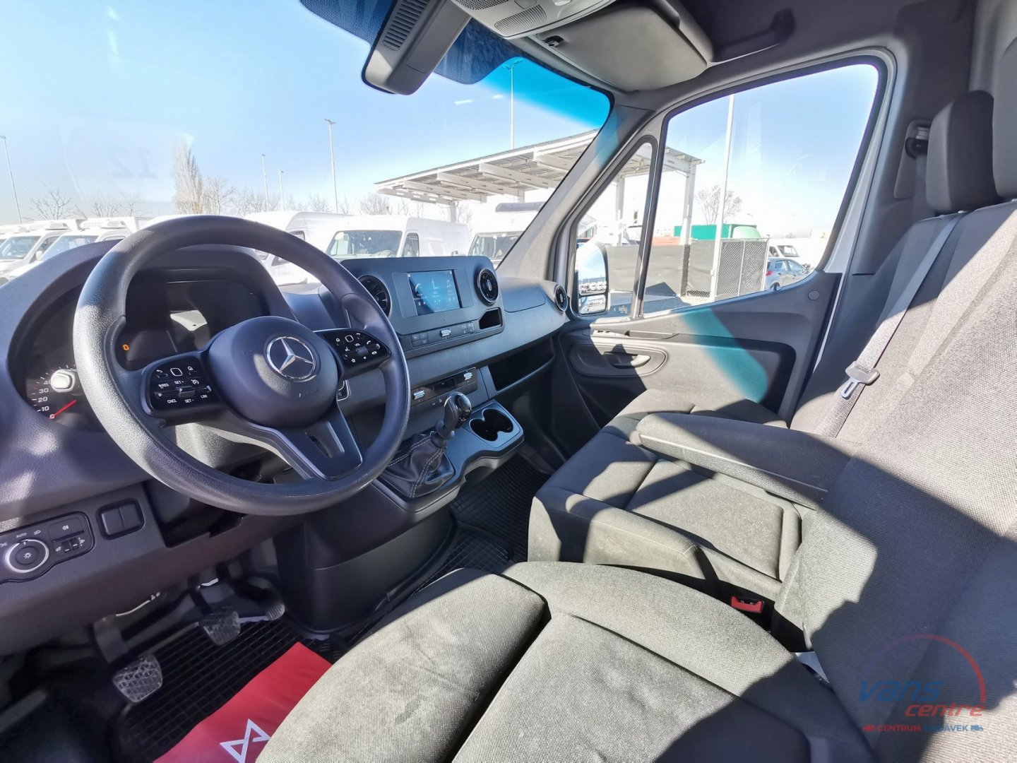 Renault MASTER 170DCI SHRNOVACÍ 9 PALET/ MĚCHY/ KLIMA/ ČR/ 1.MAJ