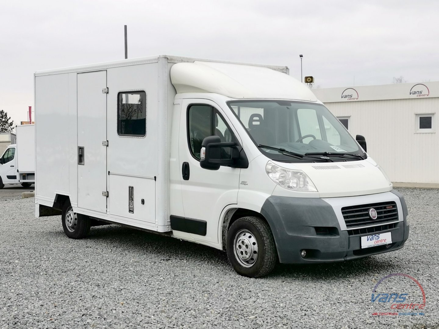 Fiat DUCATO 3.0JTD/116KW SKŘÍŇ / 6 MÍST/ TAŽNÉ 