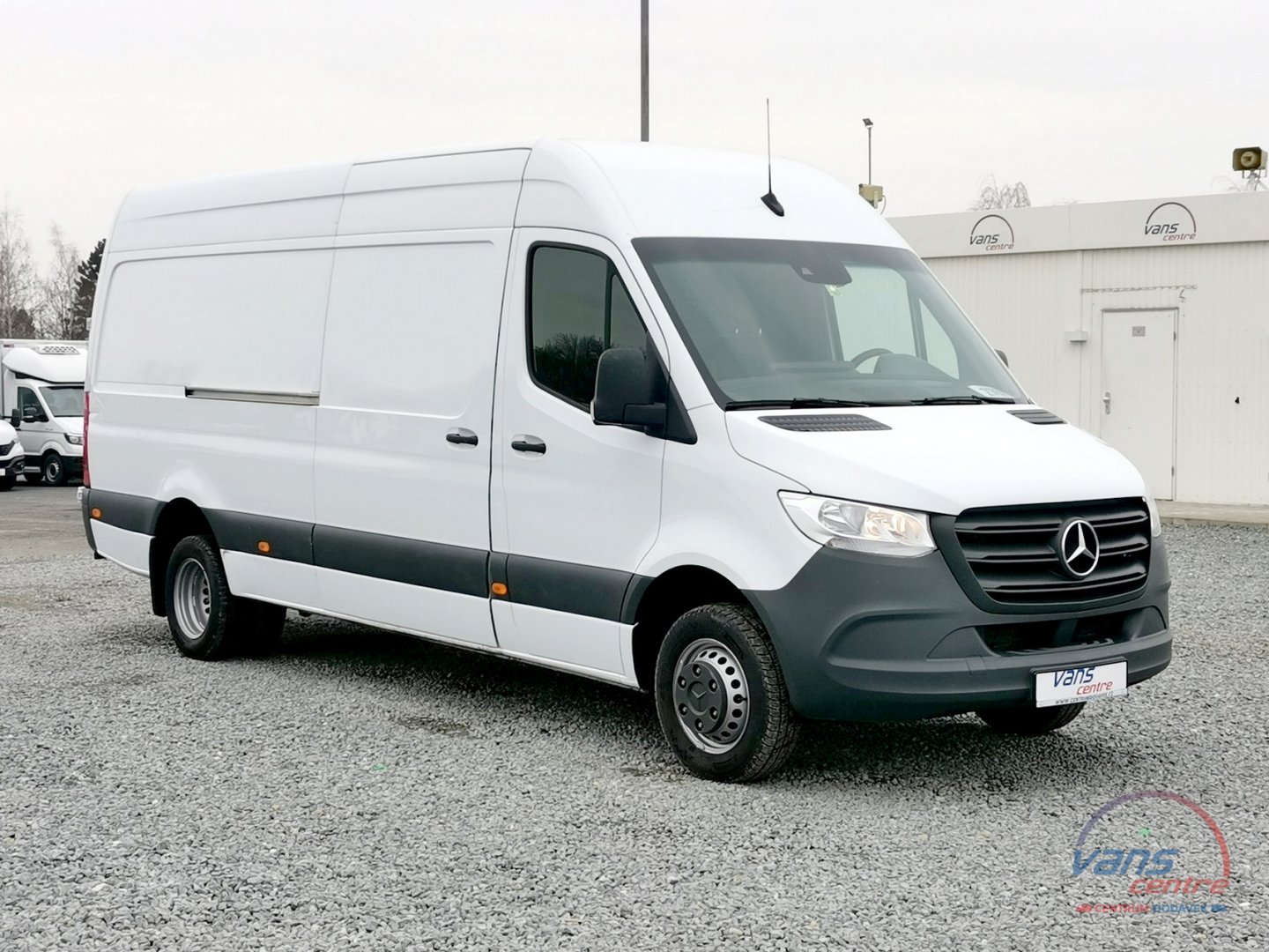 Mercedes-Benz SPRINTER 519CDI 3 STR.SKLÁPĚČ 4,1M/ ČR