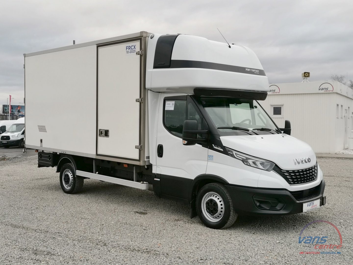Iveco DAILY 35S18 HI-MATIC/ MRAZÁK/ 220V/ 2 KOMORY