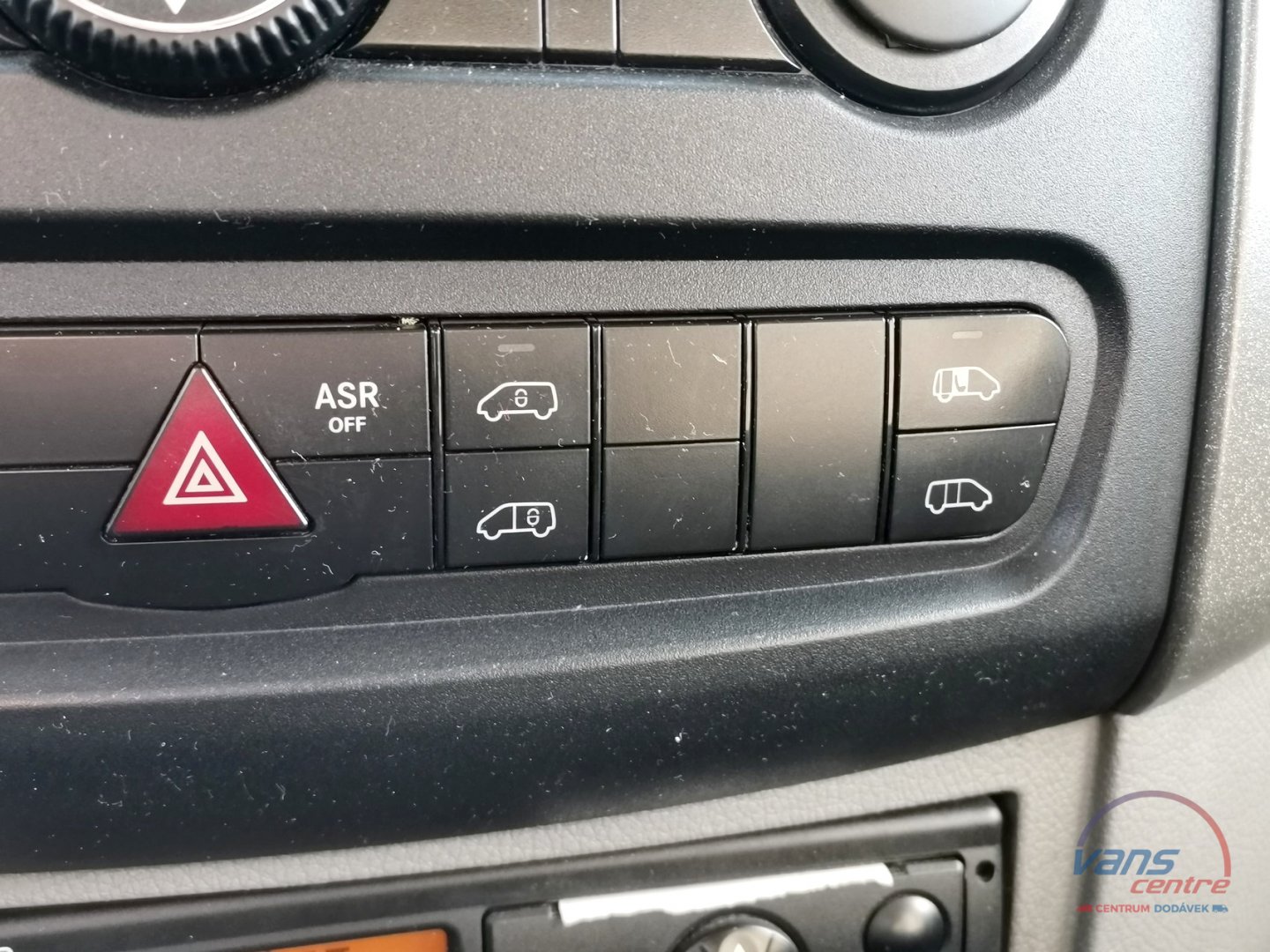 Mercedes-Benz SPRINTER 519CDI BUS 22 MÍST/ BUZOLA/ KLIMA/ TAŽNÉ