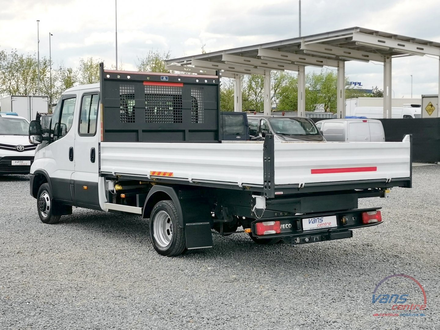 Fiat DUCATO 180/2.3 VALNÍK 8 PALET/ MĚCHY/ KLIMA 