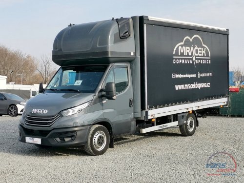 Iveco DAILY 35S18 SHRNOVACÍ 10 PALET/ MĚCHY/ NAVI/ TAŽNÉ 3,5T