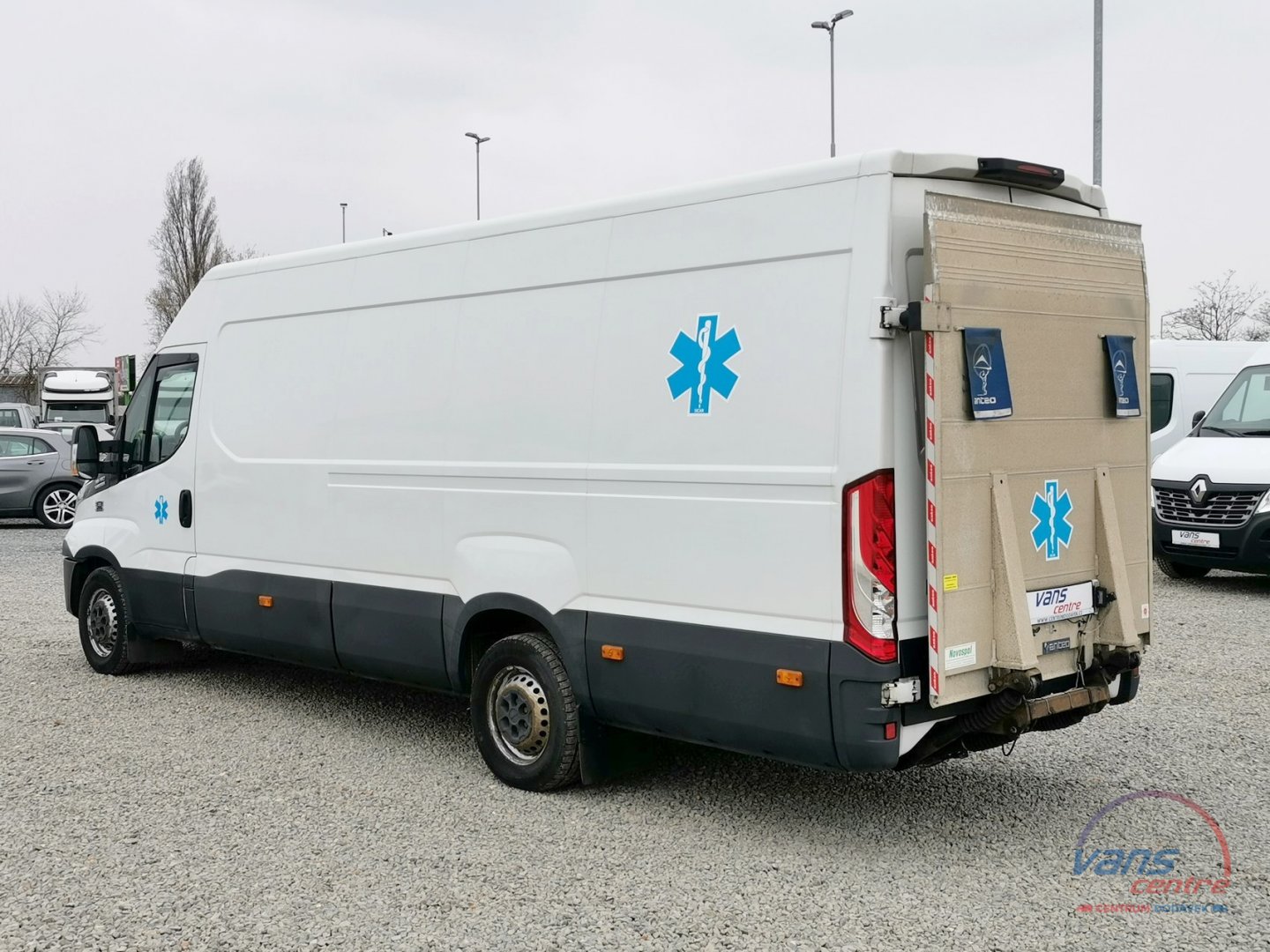 Iveco DAILY 35S18 HI-MATIC/ IZOTERM/TOPÍ/ H.ČELO