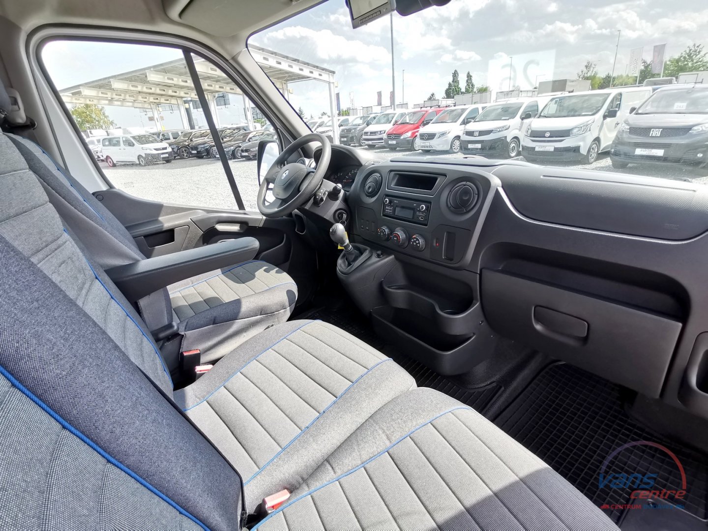 Renault MASTER 150DCI L3H2/ 2X BOČNÍ DVEŘE/ H.ČELO 500KG
