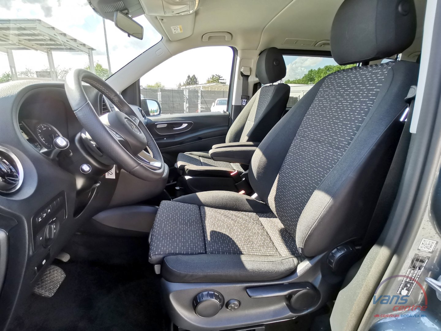 Mercedes-Benz VITO TOURER 119CDI/AT 4X4/ 7 MÍST/ ČR/ 19870KM