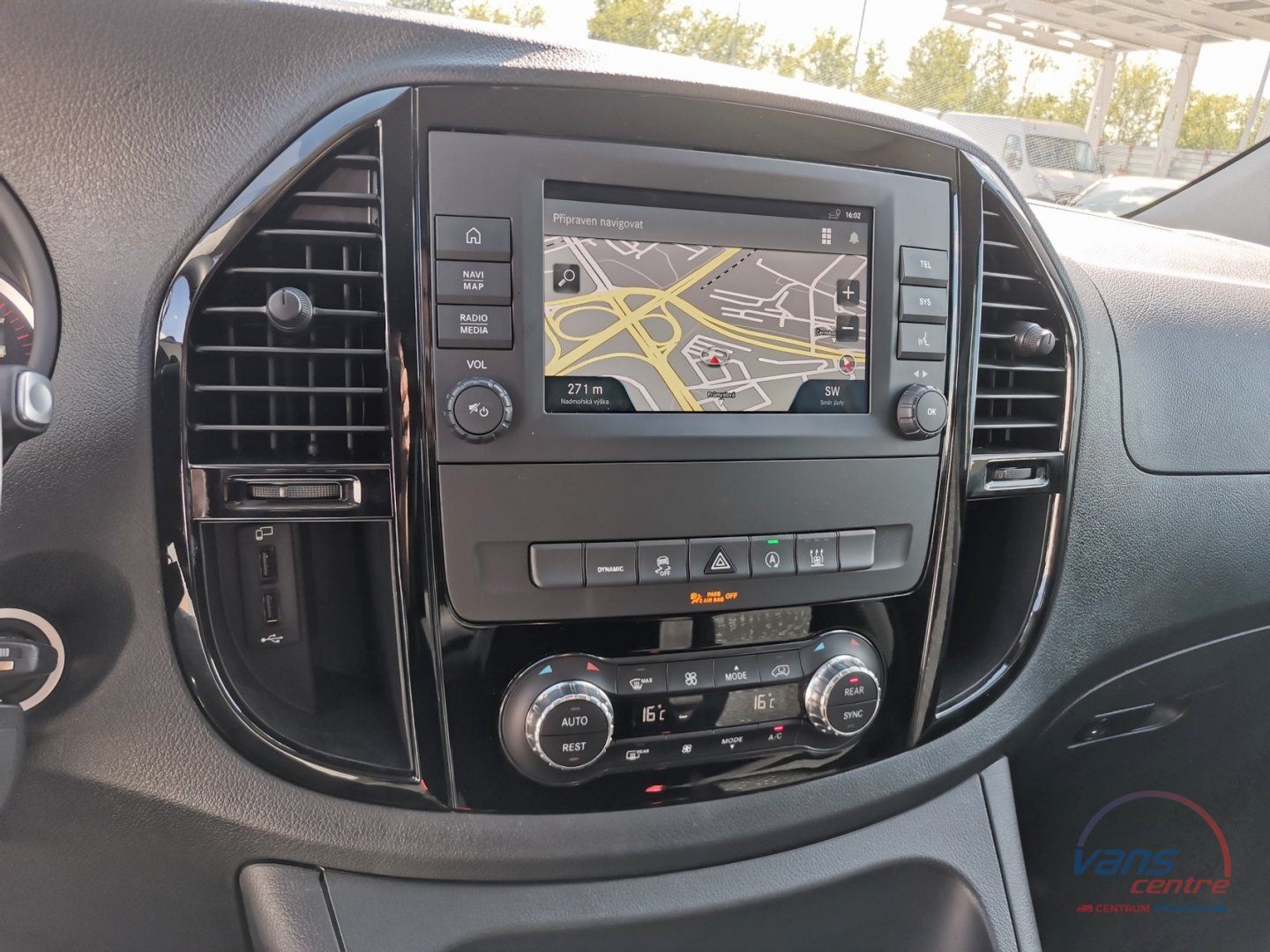 Mercedes-Benz VITO TOURER 119CDI/AT 4X4/ 7 MÍST/ ČR/ 19870KM