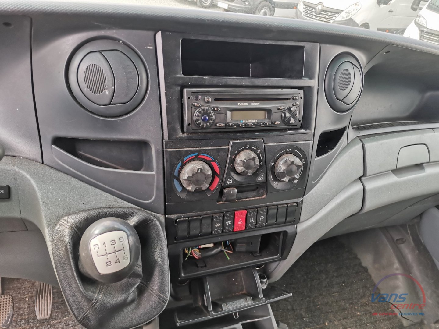 Iveco DAILY 35S18 SUPERMAXI XL/ KAMERA/ TAŽNÉ