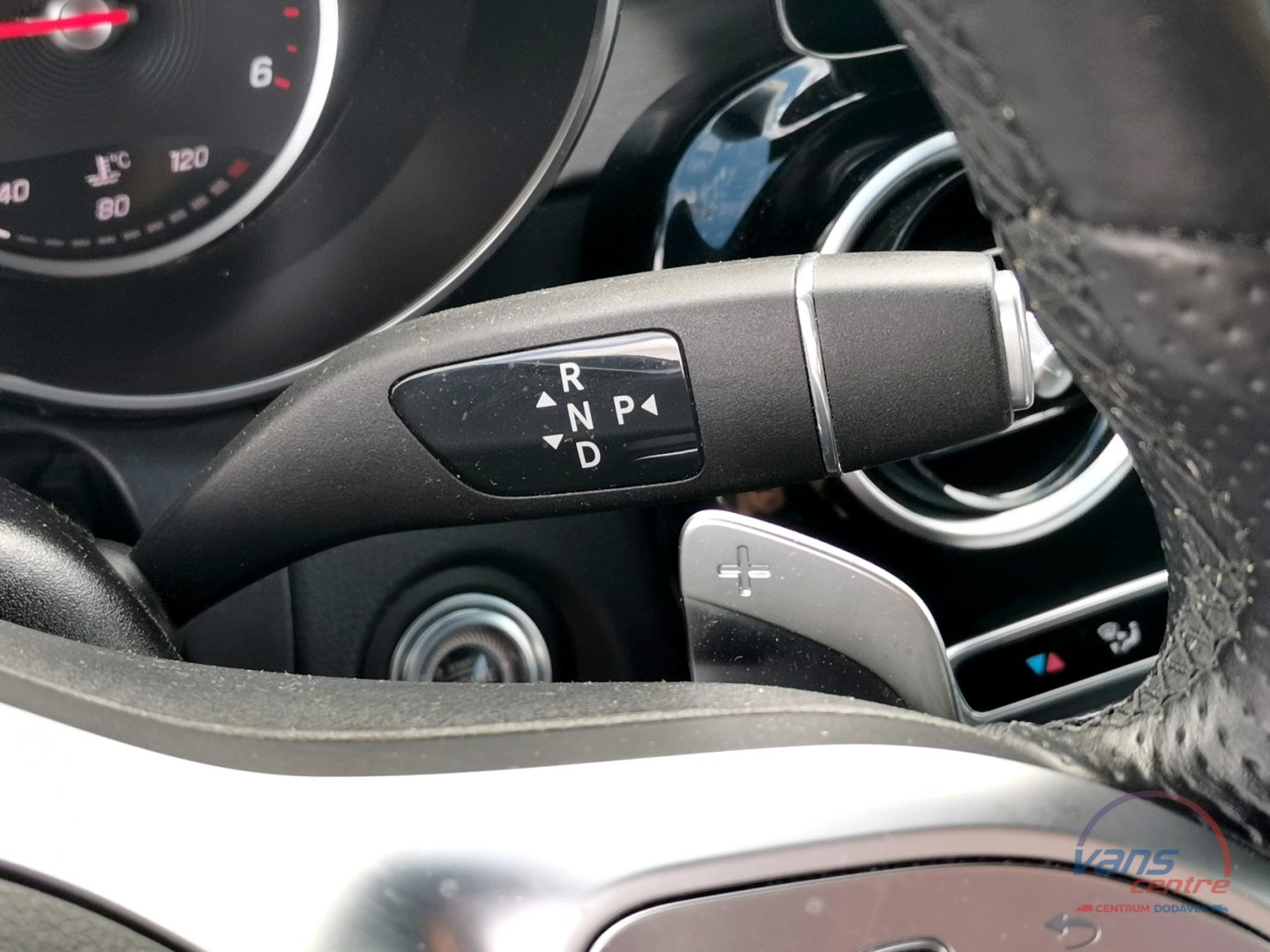 Mercedes-Benz C300D KUPÉ/ AMG/ NAVI/ LED