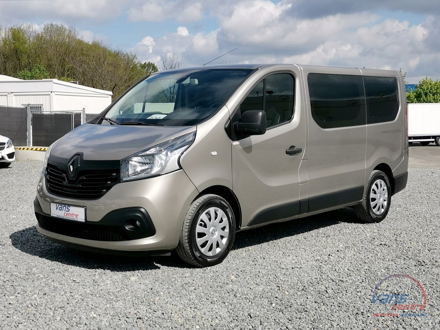 Renault TRAFIC 1.6DCI/92KW L1H1/ 9 MÍST/ KLIMA/ TEMPOMAT/ ČR