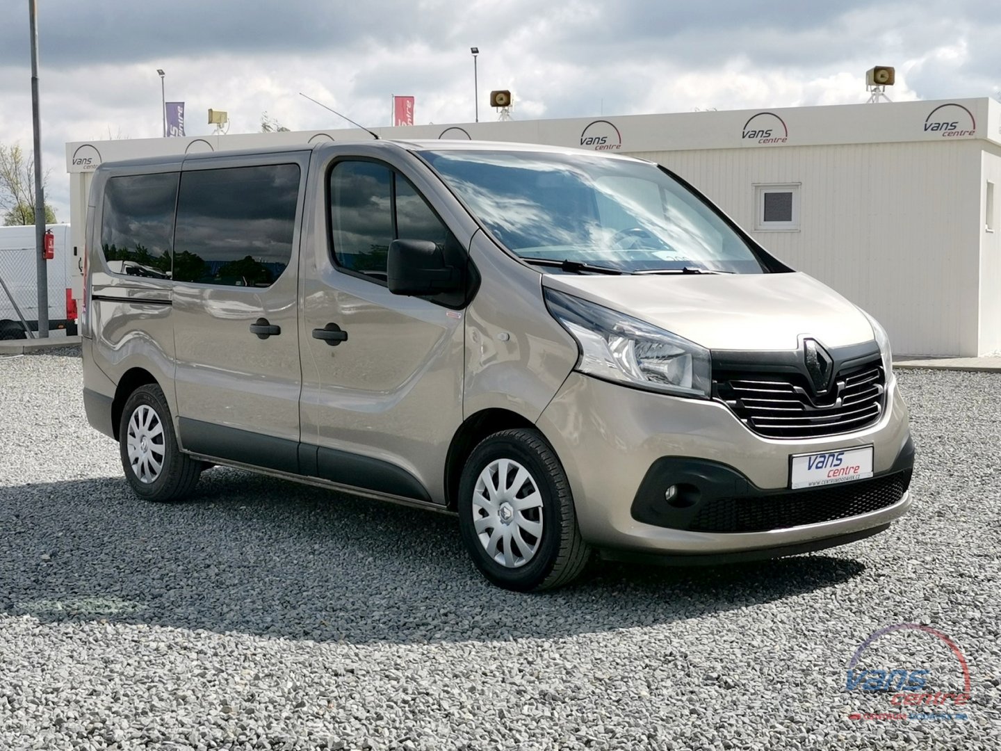 Renault TRAFIC 1.6DCI/92KW L1H1/ 9 MÍST/ KLIMA/ TEMPOMAT/ ČR