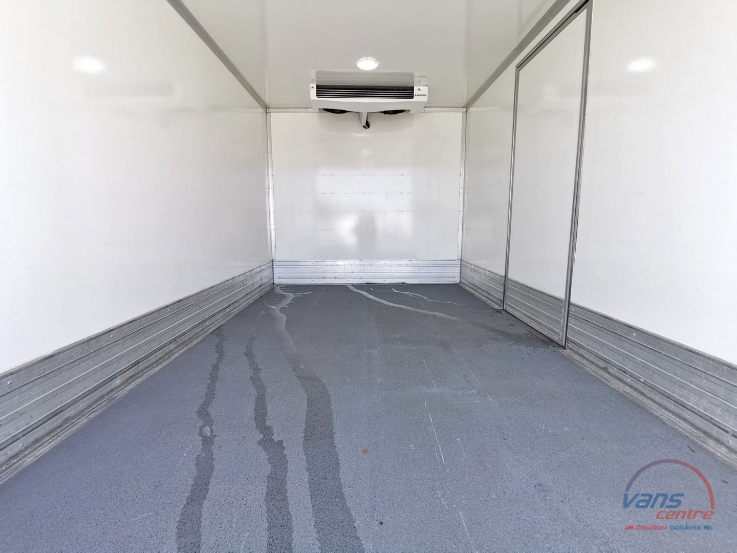 Renault MASTER 180/2.3 SKŘÍŇ/ CHLADÍ/TOPÍ 7 PALET/ ČR/1.MAJ. 