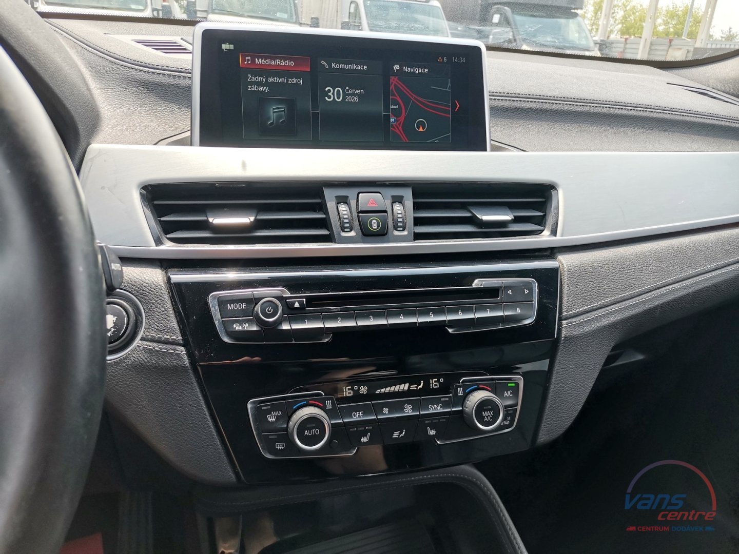 BMW X2 SDRIVE20I M SPORT/ BMW LED/ NAVI/ HUD 