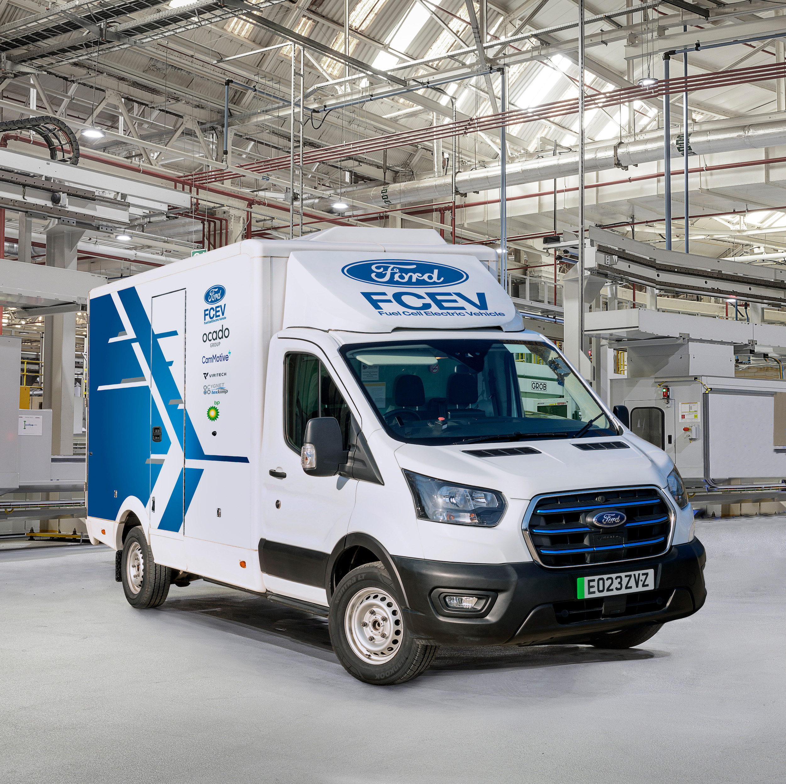 Ford testuje vozy E-Transit poháněné vodíkem