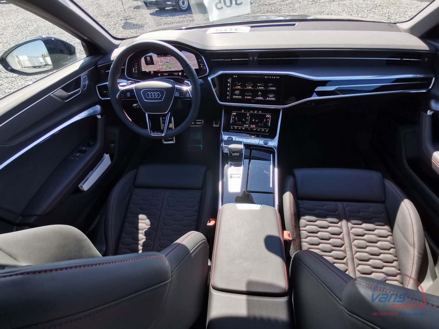 Audi RS6 AVANT/ QUATTRO/ 441KW/ MATRIX LED/ HUD/ IHNED K ODBĚRU!