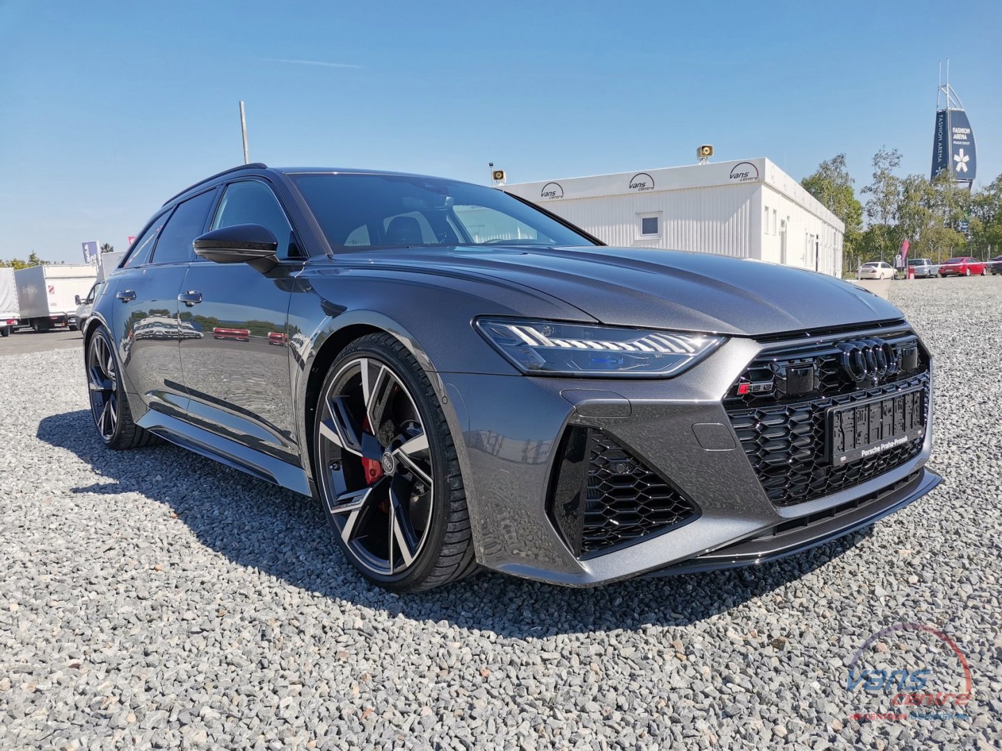 Audi RS6 AVANT/ QUATTRO/ 441KW/ MATRIX LED/ HUD/ IHNED K ODBĚRU!