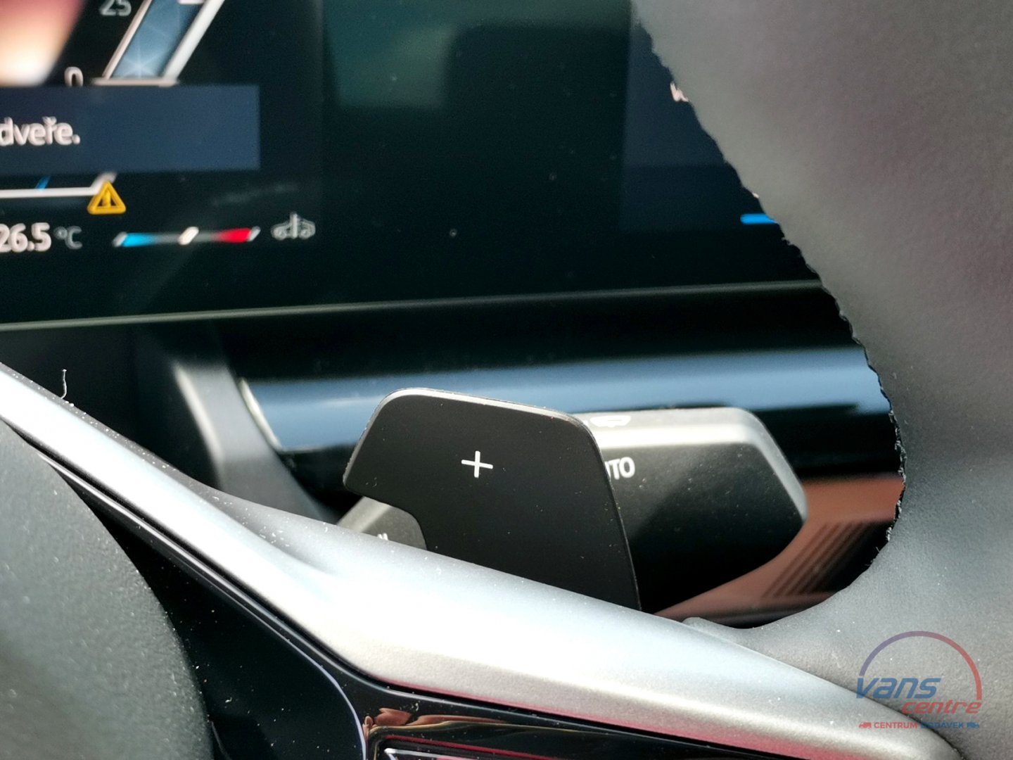 BMW 520I / HARMAN KARDON/BLACK SAPPHIRE/ SKLADEM IHNED!