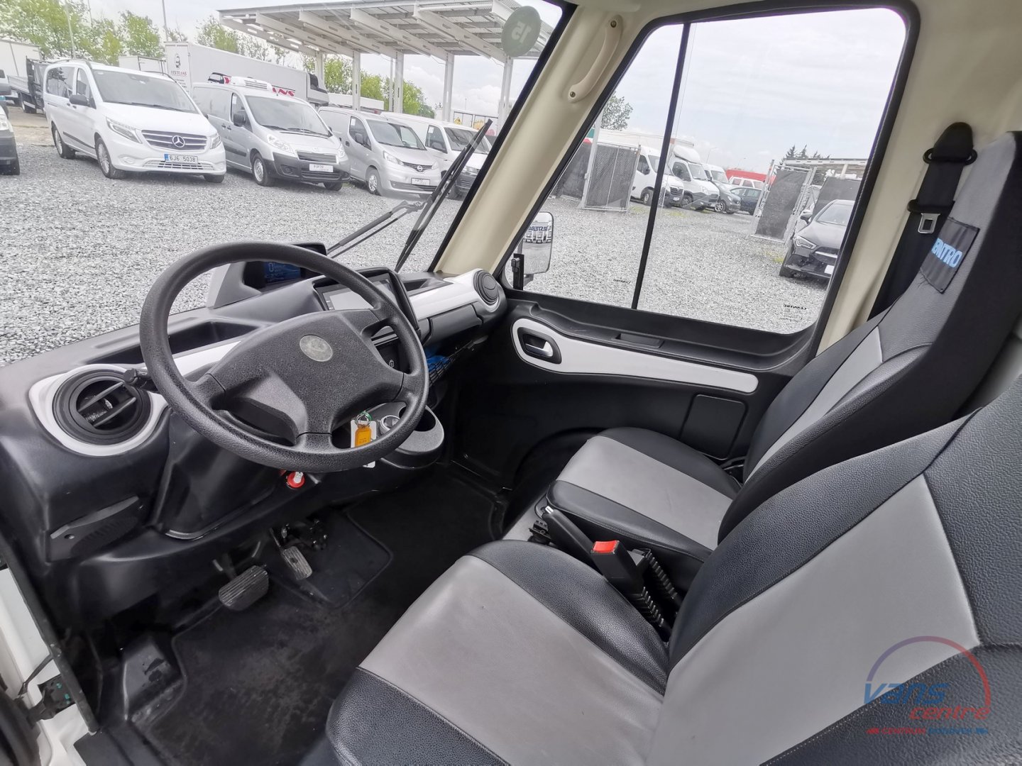 Ford TRANSIT 2.2TDCI/114KW MRAZÍ/CHLADÍ/6 PALET/ 380V