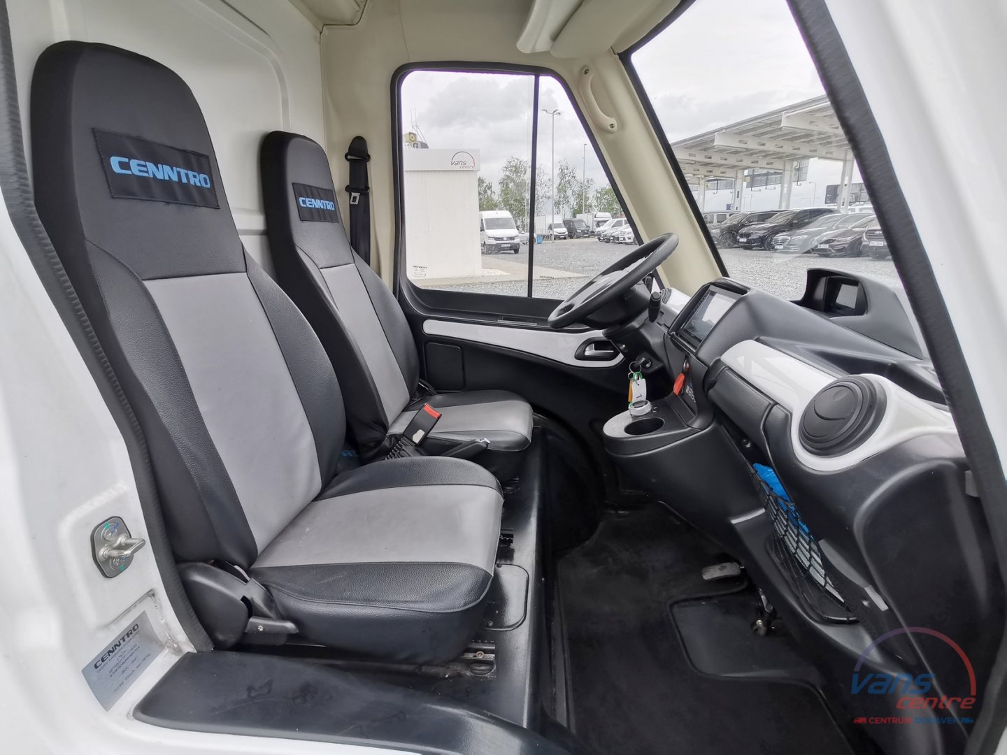 Ford TRANSIT 2.2TDCI/114KW MRAZÍ/CHLADÍ/6 PALET/ 380V