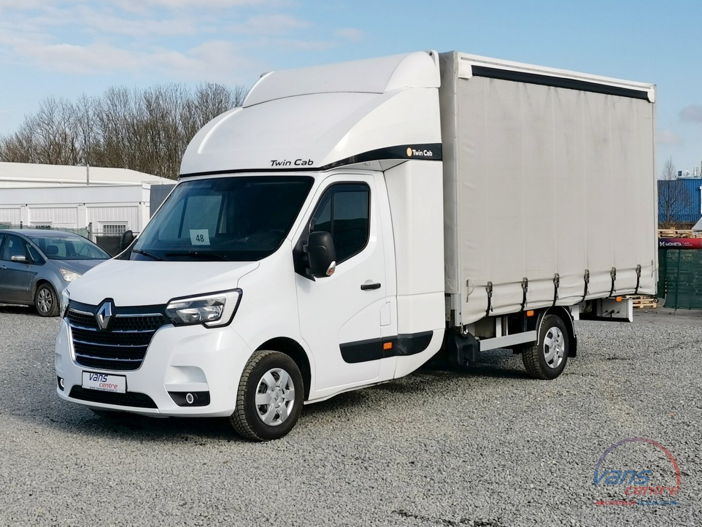 Renault MASTER 165DCI SHRNOVACÍ 8 PALET/ TWINCAB/ MĚCHY/ ČR