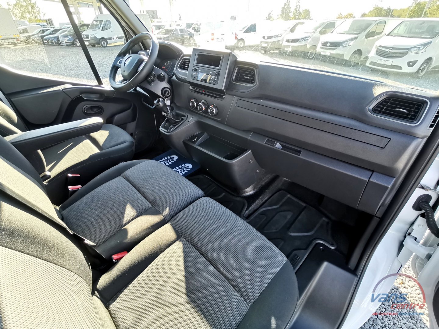 Renault MASTER 165DCI MRAZÍ/CHLADÍ/ 7 PALET/ MĚCHY/ ČR