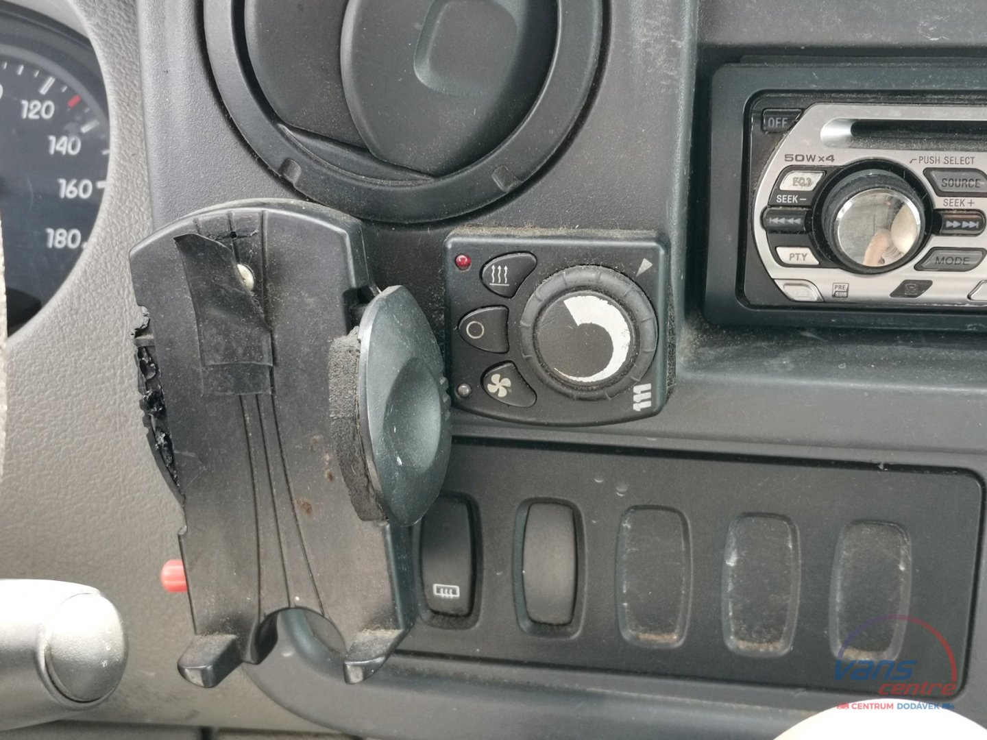 Renault MASTER 2.5DCI/73KW VALNÍK 8 PALET/ NEZ.TOPENÍ