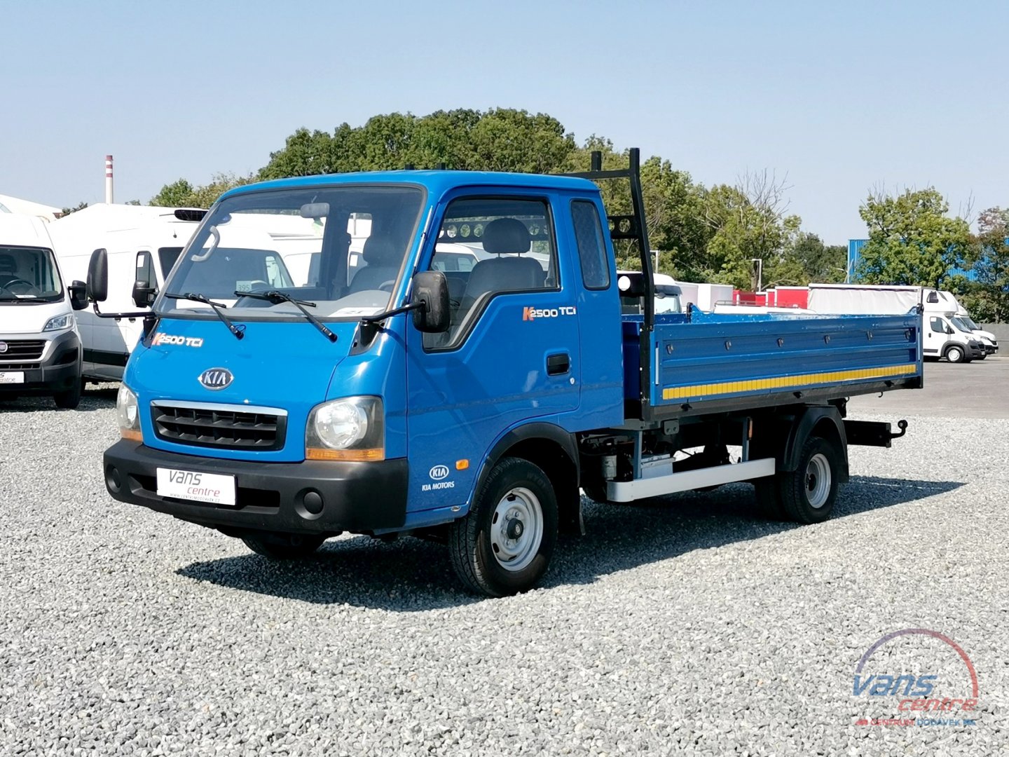 Kia K 2500 TCI SKLÁPĚČ 3,2M/ TAŽNÉ/ NOSNOST 1,3T