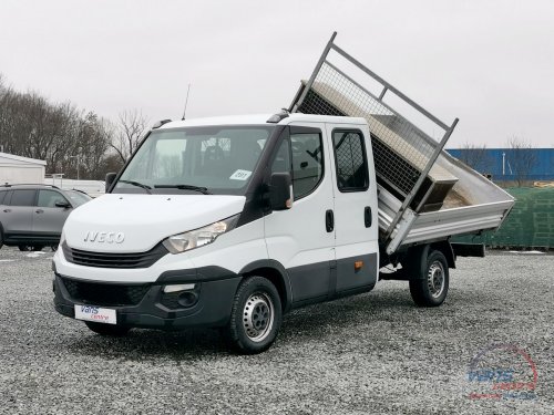 Iveco DAILY 35S12 3 STR.SKLÁPĚČ/ 7 MÍST/ TAŽNÉ 3,5T