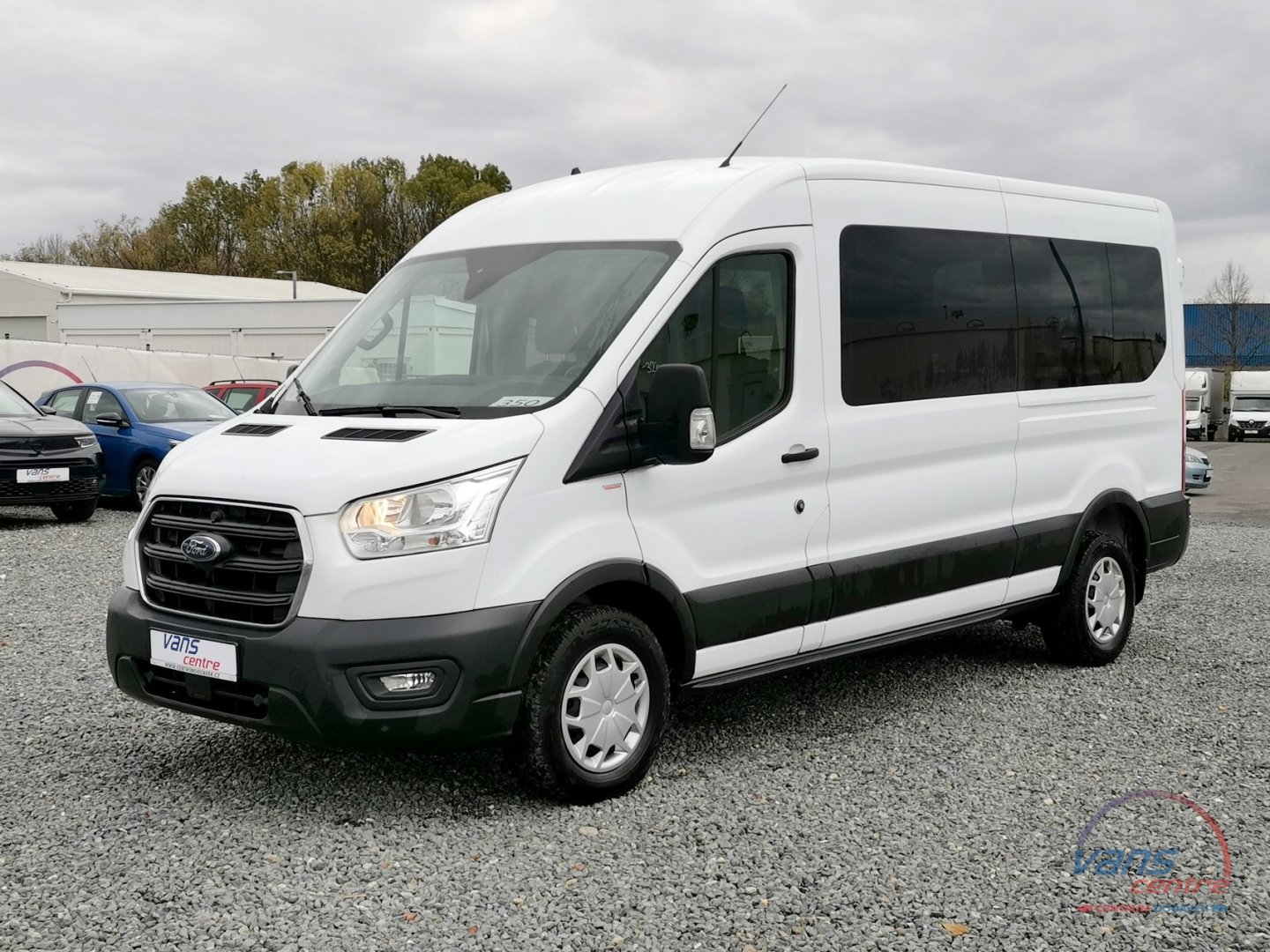 Ford TRANSIT 2.0TDCI/96KW L3H2/ 9 MÍST/ ČR/ 1.MAJITEL