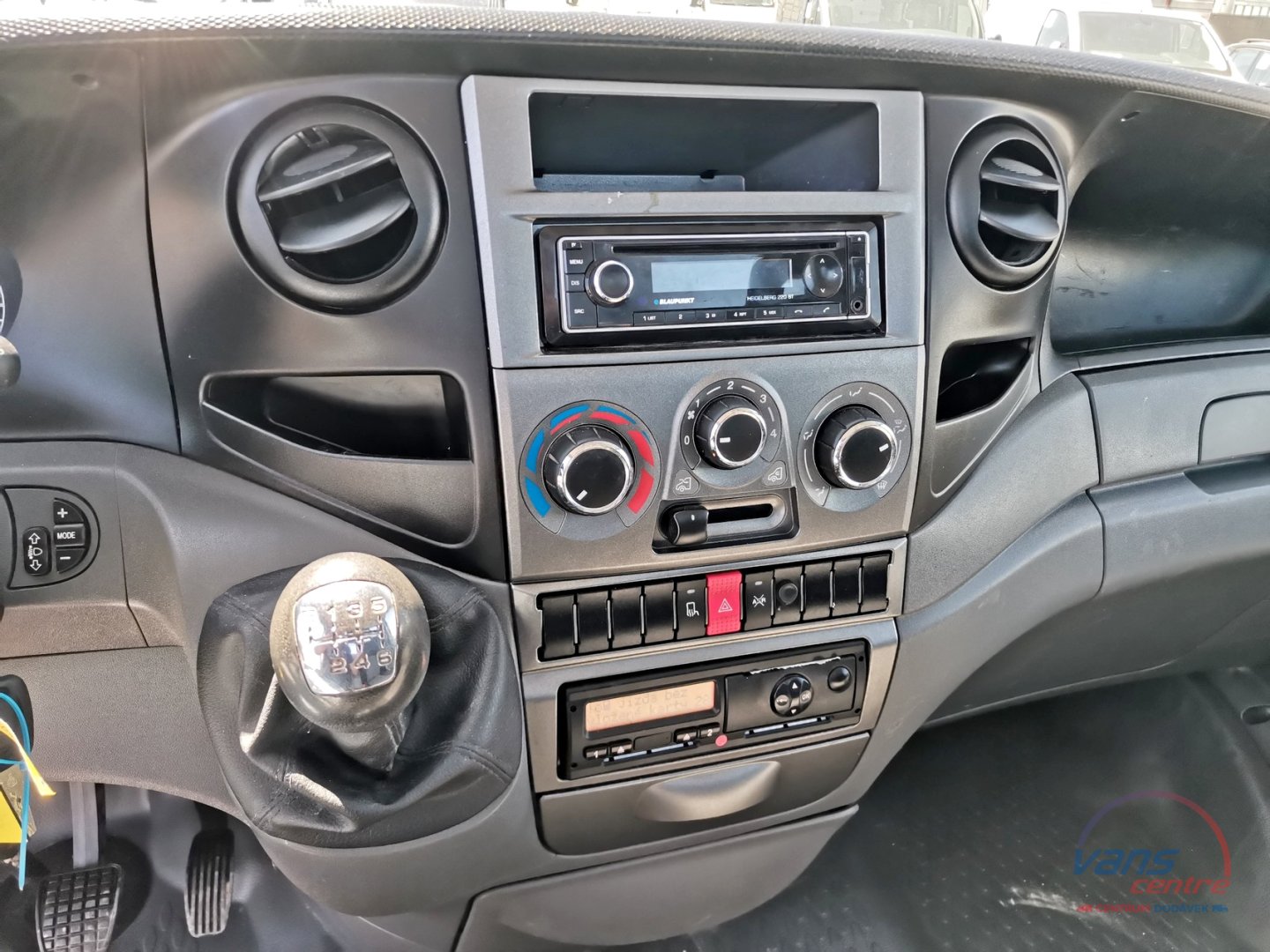 Iveco DAILY 50C15 VALNÍK 2,8M/ HYDR.RUKA 9,7M/ 990KG MAX.