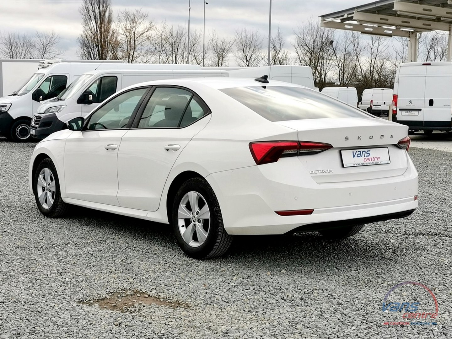 Škoda OCTAVIA 2.0TDI/85KW FRESH/ LED/ KEYLESS