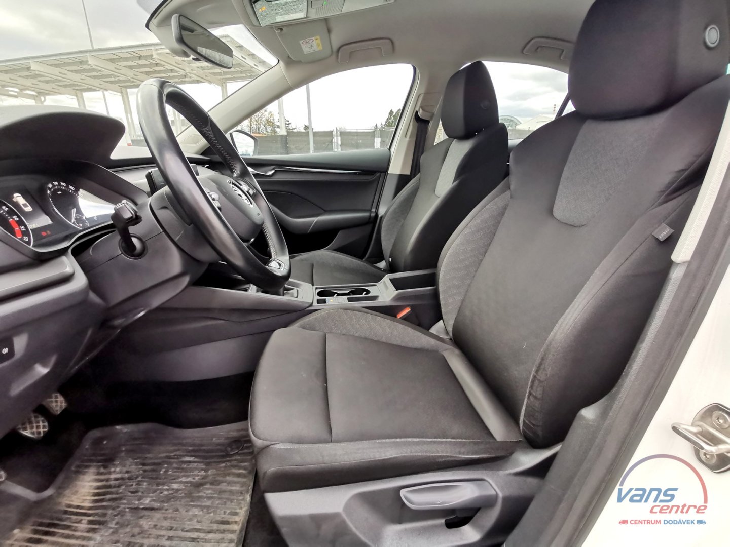 Škoda OCTAVIA 2.0TDI/85KW FRESH/ LED/ KEYLESS