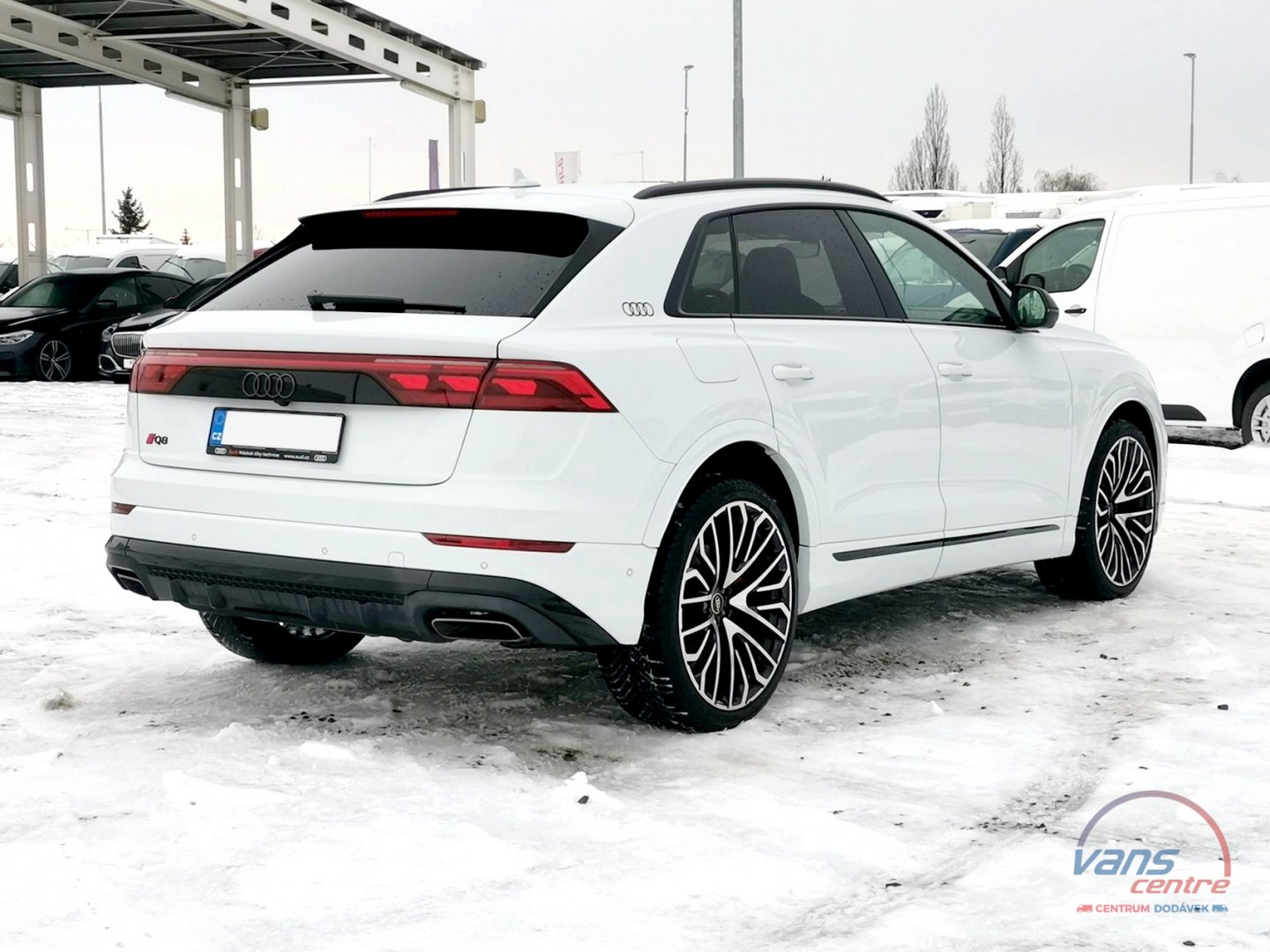 Audi Q8 60 TFSI E QUATTRO/ PANORAMA/ TOP VÝBAVA!